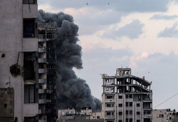 مراسلنا: العشرات تحت الأنقاض بعد تدمير الطيران الإسرائيلي منازلهم غربي غزة مراسلنا: العشرات تحت الأنقاض بعد تدمير الطيران الإسرائيلي منازلهم غربي غزة