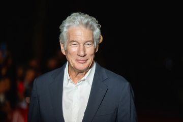 ريتشارد غير يهاجم نتنياهو: يجب أن يرحل (فيديو)