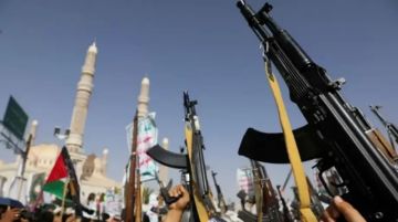 تقرير أنصار الله اليمنية تواصل استهداف العمق الإسرائيلي... رسائل نارية تتجاوز غزة تقرير أنصار الله اليمنية تواصل استهداف العمق الإسرائيلي... رسائل نارية تتجاوز غزة