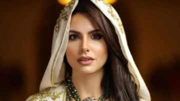 نادين أيوب.. أول فلسطينية تشارك في مسابقة ملكة جمال الكون (صور فيديو)