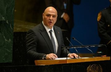 في ذكرى اغتيال نصر الله.. عون يدعو لترسيخ الإيمان بـدولة واحدة وجيش واحد