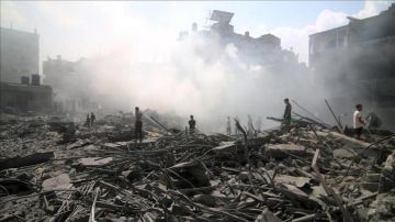 الدفاع المدني: الاحتلال دمر مئات المباني في أقل من أسبوع وشرد أكثر من 50 ألف مواطن بغزة الدفاع المدني: الاحتلال دمر مئات المباني في أقل من أسبوع وشرد أكثر من 50 ألف مواطن بغزة