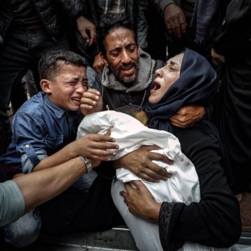 61 شهيدا و220 إصابة جديدة خلال يوم في قطاع غزة