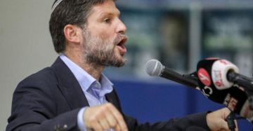 سموتريتش يضع 6 شروط لأي اتفاق بشأن الحرب ضد غزة.. تعرف عليها! سموتريتش يضع 6 شروط لأي اتفاق بشأن الحرب ضد غزة.. تعرف عليها!