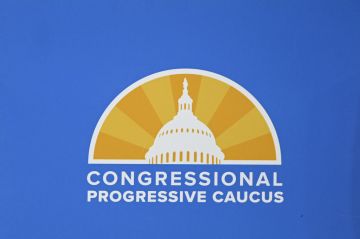 التجمع التقدمي في الكونغرس يتبنى لأول مرة تشريعا لوقف نقل الأسلحة الأمريكية إلى إسرائيل التجمع التقدمي في الكونغرس يتبنى لأول مرة تشريعا لوقف نقل الأسلحة الأمريكية إلى إسرائيل