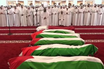 بالفيديو والصور قطر تشيع شهداء محاولة اغتيال وفد حماس في الدوحة