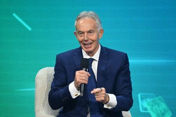 تقارير: توني بلير يجري مناقشات مع أمريكا لتولي إدارة سلطة غزة بعد الحرب