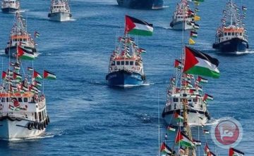 أسطول الصمود لكسر الحصار عن غزة يهاجم إيطاليا ويتهمها بمحاولة افشال المهمة