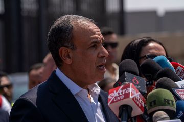 وزير الخارجية المصري يبحث مع نظيريه الهولندي والإيطالي تطورات غزة والملف النووي الإيراني