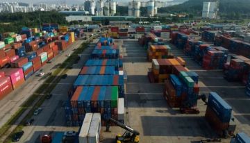 مراكز التصدير في آسيا تشهد نشاطا مفاجئا رغم رسوم ترمب الجمركية مراكز التصدير في آسيا تشهد نشاطا مفاجئا رغم رسوم ترمب الجمركية