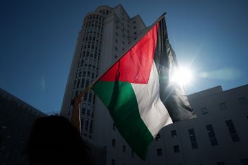 كندا وبريطانيا وأستراليا تعلن الاعتراف بالدولة الفلسطينية