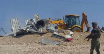 الاحتلال يهدم مزرعة بالقدس