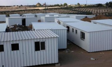 كرافانات غزة مأوى مؤقت وكرامة مؤجلة