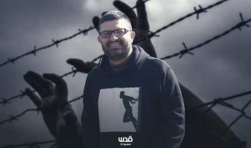 أجهزة السلطة تواصل اعتقال الكاتب والمحرر ثامر سباعنة وتنقله إلى سجن أريحا