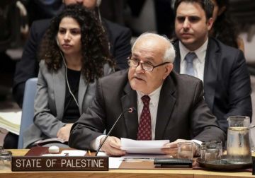 منصور يبعث رسائل إلى مسؤولين أمميين بشأن عدوان الاحتلال على الأونروا