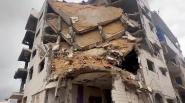 محدث شهيدان وإصابات جراء انهيار عمارة سكنية في مخيم المغازي