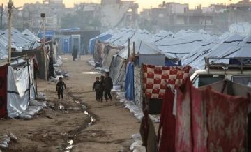 صورة: عاصفة هوائية تضرب سواحل غزة