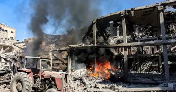 خروقات الاحتلال متواصلة: شهداء ومصابون في سلسلة استهدافات وسط وجنوب قطاع غزة خروقات الاحتلال متواصلة: شهداء ومصابون في سلسلة استهدافات وسط وجنوب قطاع غزة