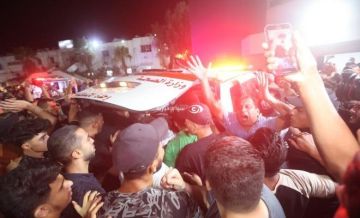 بالصور: غزة - شهداء في قصف لمنزل بالنصيرات وتجمعا للمواطنين قرب النابلسي بالصور: غزة - شهداء في قصف لمنزل بالنصيرات وتجمعا للمواطنين قرب النابلسي