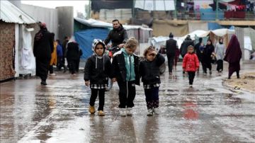 الأونروا: أطفال غزة يعيشون أوضاعا مزرية وبحاجة ماسة للمساعدات الأونروا: أطفال غزة يعيشون أوضاعا مزرية وبحاجة ماسة للمساعدات