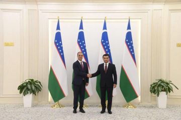 وزير خارجية أوزبكستان يتسلم أوراق اعتماد سفير دولة فلسطين الجديد