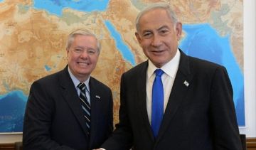 سيناتور أمريكي يدعو لتسريع إنهاء المساعدات العسكرية لـإسرائيل