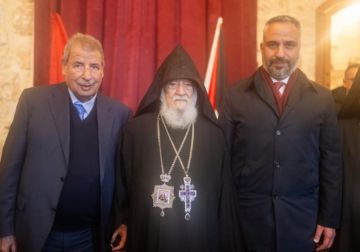 خوري يستقبل المطران سيفان غاريبيان لمناسبة عيد الميلاد حسب التقويم الأرمني