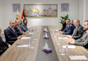 الشيخ يستعرض مع الاتحاد الأوروبي التطورات السياسية والاقتصادية الراهنة