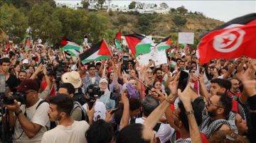 وقفة طلابية تضامنا مع الأسرى الفلسطينيين ورفضا لانتهاكات إسرائيل