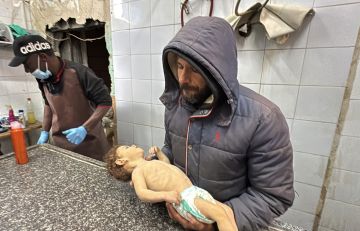 كاتب إسرائيلي يسخر من تعاطف نتنياهو مع احتجاجات إيران ويصفه بأقصى درجات النفاق