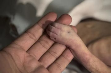 وفاة رضيع في غزة نتيجة البرد القارس