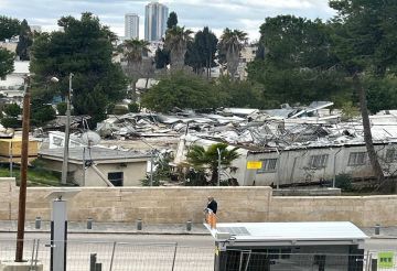 إسرائيل تقتحم مقر الأونروا في القدس وتهدم منشآته بإشراف بن غفير (فيديوهات)