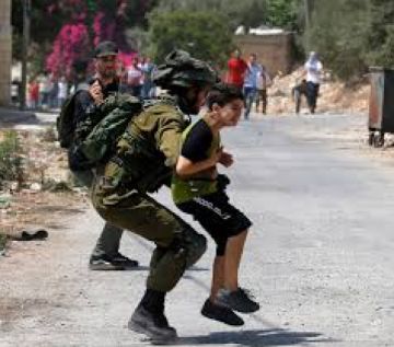 اعتقالات إسرائيلية واسعة في الضفة.. 2300 فلسطيني خلال عام وحملة تهجير واسعة