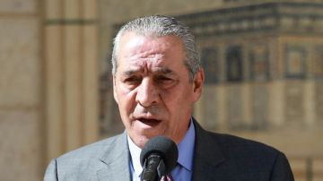 السلطة الفلسطينية تدعو الاتحاد الأوروبي لدور فاعل في تثبيت اتفاق غزة السلطة الفلسطينية تدعو الاتحاد الأوروبي لدور فاعل في تثبيت اتفاق غزة