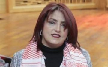 مستعمرون يحطمون شواهد قبور إسلامية في القدس