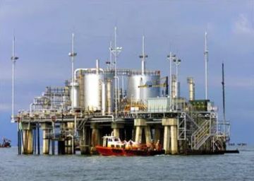 قرصنة أميركا للنفط الفنزويلي.. الهدف الحقيقي لعملية ترامب واعتقال مادورو قرصنة أميركا للنفط الفنزويلي.. الهدف الحقيقي لعملية ترامب واعتقال مادورو