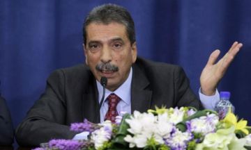 الطيراوي يهدد رئيس السلطة بكشف ملفات فساد كبرى