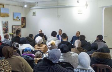 سفير فلسطين في أوزبكستان يلتقي جرحى غزة والجالية الفلسطينية ويؤكد استمرار دعمهم ورعايتهم