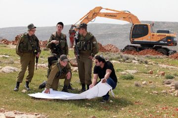 جنين: الاحتلال يستولي على 140 دونما جديدة من أراضي الفندقومية جنين: الاحتلال يستولي على 140 دونما جديدة من أراضي الفندقومية