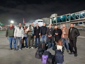 تركيا تستقبل عشرة أسرى محررين ضمن صفقة طوفان الأحرار 