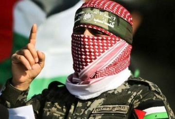 شاهد.. رسالة خطية متداولة للملثم أبو عبيدة