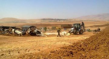 الأردن وفرنسا وبريطانيا يدينون هدم قرية فلسطينية بالأغوار