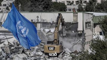 خاص هدم مقر الأونروا بالقدس: تصفية لقضية اللاجئين وحق العودة خاص هدم مقر الأونروا بالقدس: تصفية لقضية اللاجئين وحق العودة