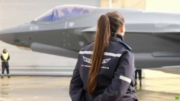 إسرائيل تعلن وصول 3 مقاتلات F-35 إلى قاعدة نيفاتيم الجوية