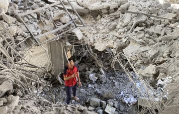 قبور بلا شواهد.. عائلات غزة تبحث عن حق الدفن تحت الركام قبور بلا شواهد.. عائلات غزة تبحث عن حق الدفن تحت الركام