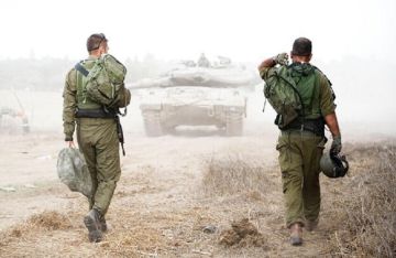 معاريف تكشف: الجيش الإسرائيلي يستنزف مقاتليه بالإرهاق وسوء الإدارة وتمديد الخدمة يعمق الانهيار