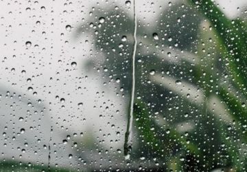 منخفض جوي ماطر وعاصف يؤثر على المنطقة