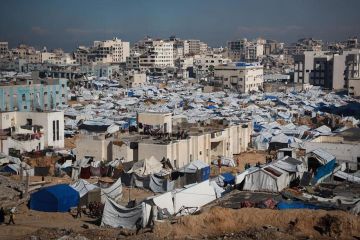 طقس متقلب مطلع الأسبوع.. ارتفاع طفيف ثم انخفاض تدريجي وزخات مطر