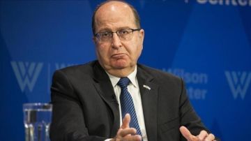 يعالون يتهم حكومة نتنياهو بتغاضي أمني عن إرهاب المستوطنين يعالون يتهم حكومة نتنياهو بتغاضي أمني عن إرهاب المستوطنين