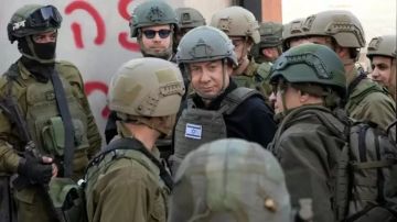 لماذا يحاول نتنياهو إبقاء الجبهات مفتوحة أو قابلة للاشتعال؟